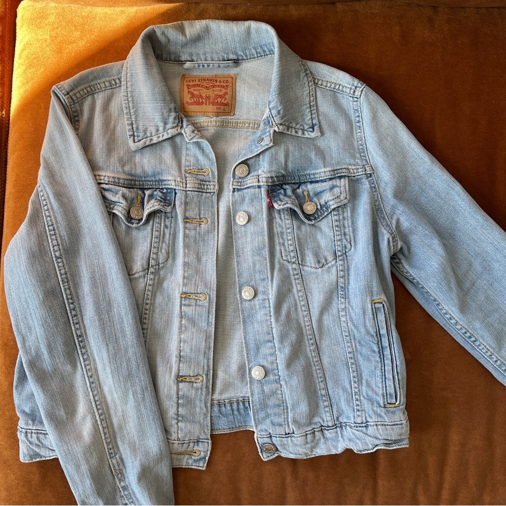 Levi’s Short Jean Jacket